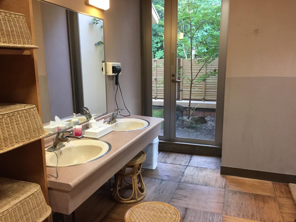 Hokkein-Onsen Kougen-Terrace Hotel Коконое Екстериор снимка